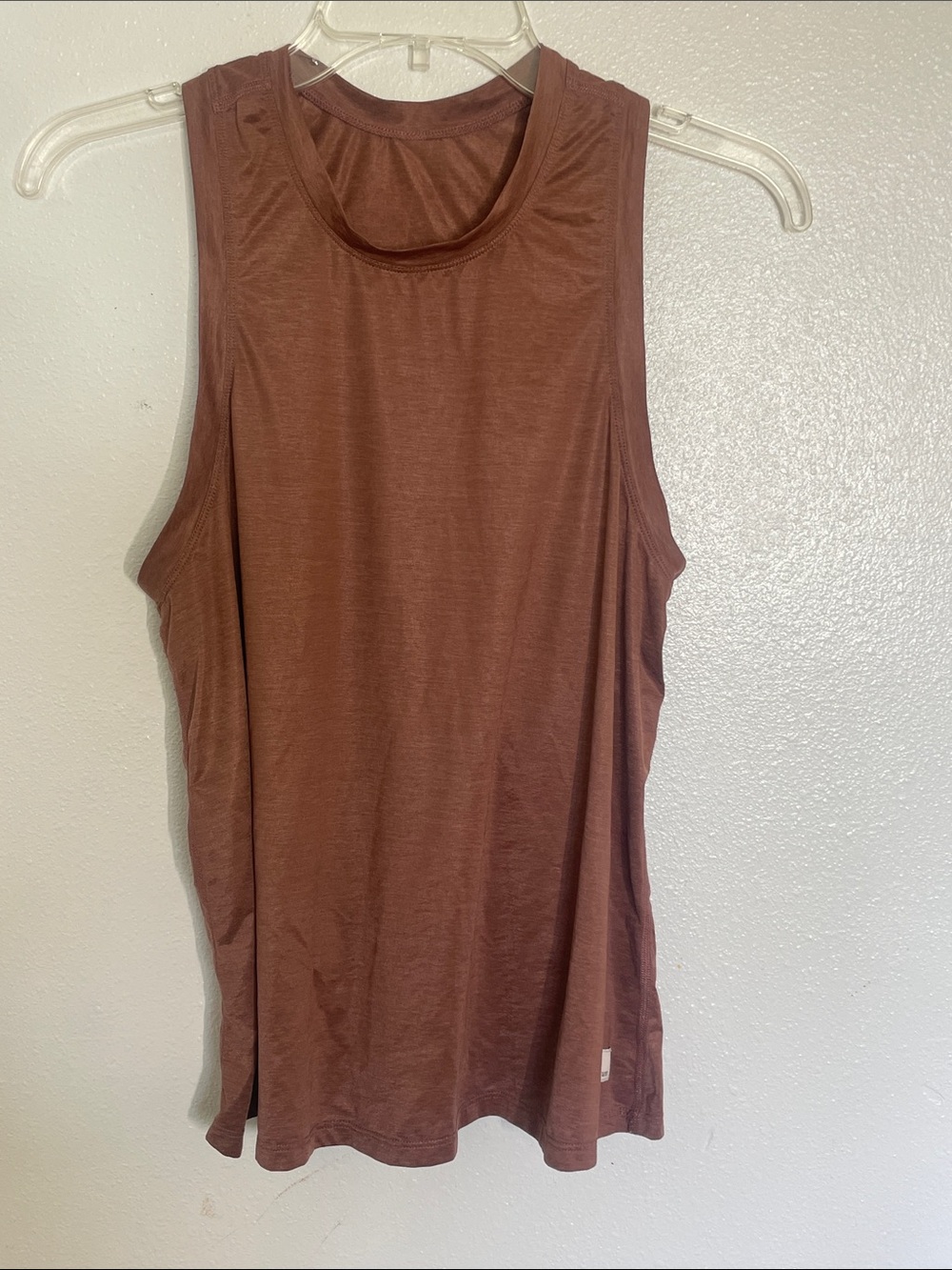 Vuori Brown Scoop Neck Performance Tank